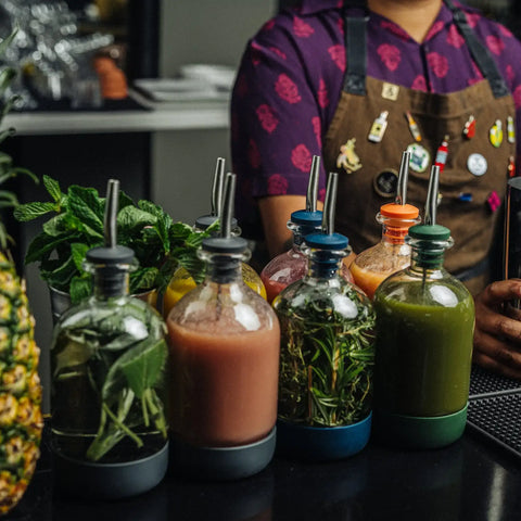 cocktail-syrup-infused-with-herbs