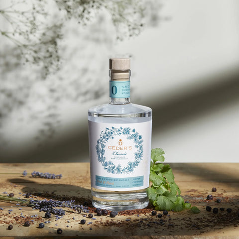 juniper-botanical-floral-gin
