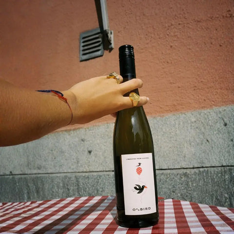 oddbird-low-intervention-non-alcoholic-white-wine